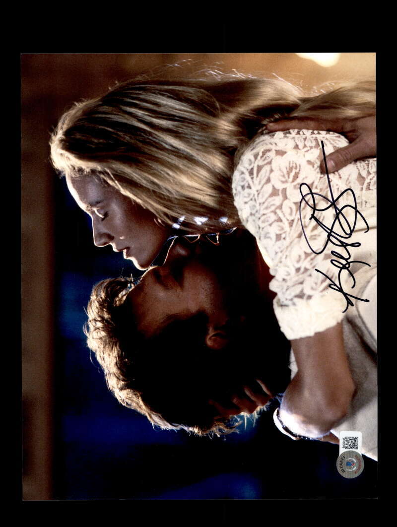 Kelly Lynch Beckett BAS Signed 8x10 Photo Autographed