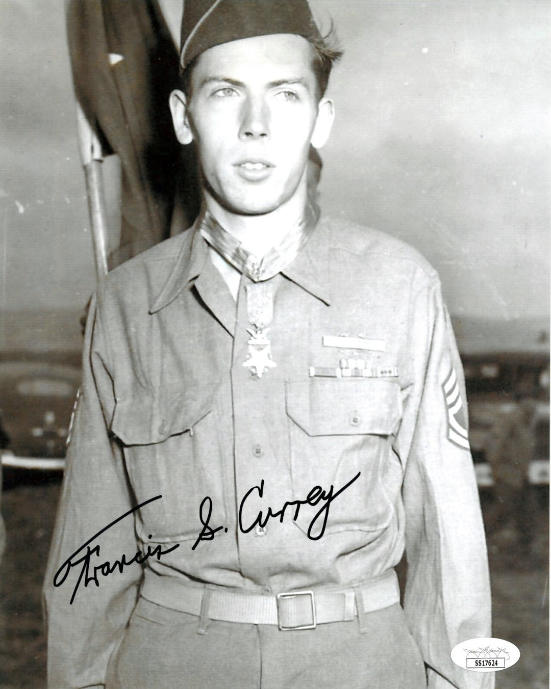 Francis S. Currey signed WWII Medal of Honor/Battle of the Bulge 8x10 Photo- JSA
