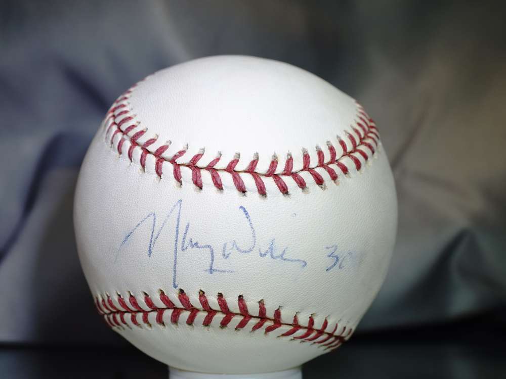 Maury Wills Psa/dna Signed National League Baseball  Authenticated Autograph
