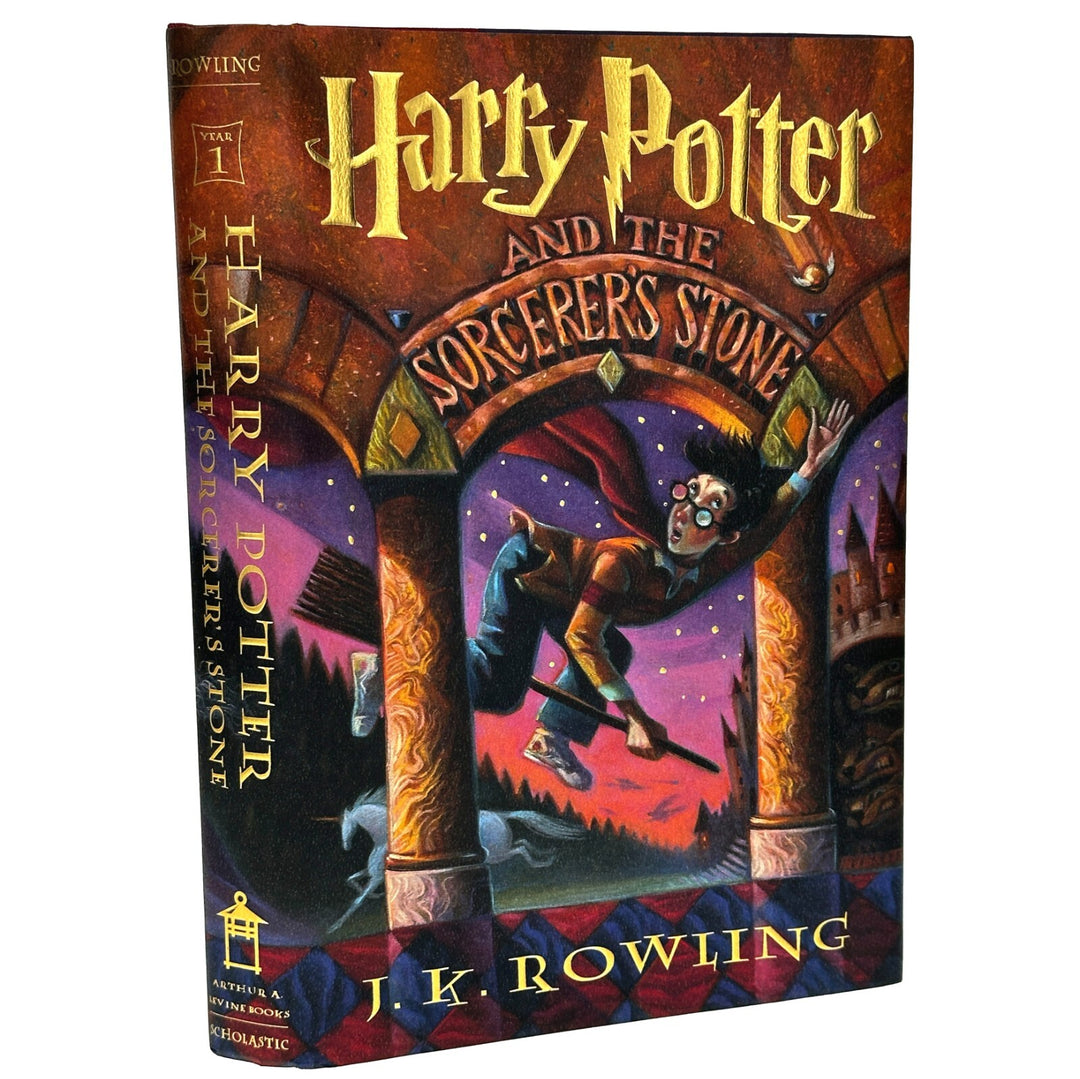 Daniel Radcliffe Signed Harry Potter Sorcerer’s Stone 1st Edition 1998 PSA COA