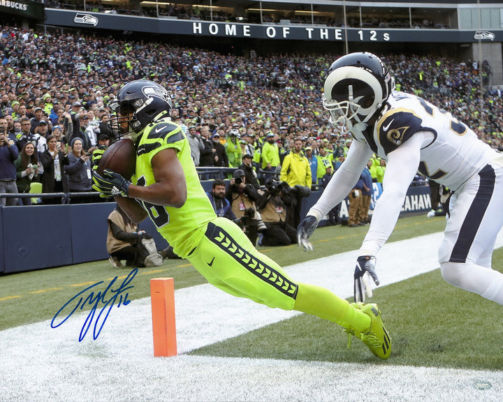 Tyler Lockett Signed 16x20 Photo Seahawks Toe Tap Touchdown vs. Rams MCS Holo