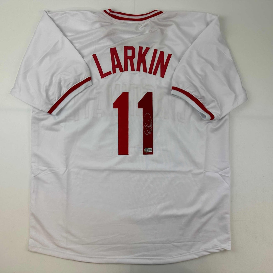 Autographed/Signed Barry Larkin Cincinnati White Jersey Beckett BAS COA