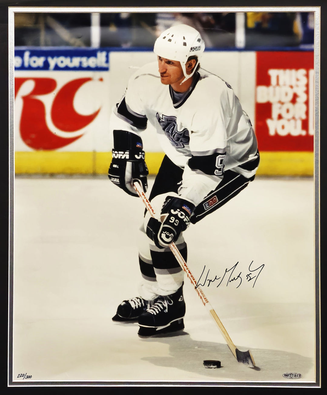 Wayne Gretzky Signed Framed 16x20 Photo Kings "99" UDA Holo #BAF27914