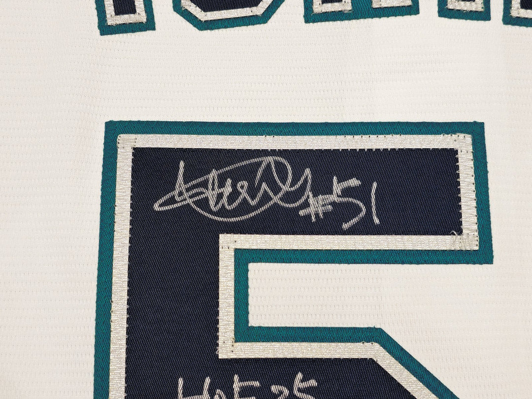 Mariners Ichiro Suzuki Auto White Nike Jersey Size L "HOF 25" IS Holo & Beckett
