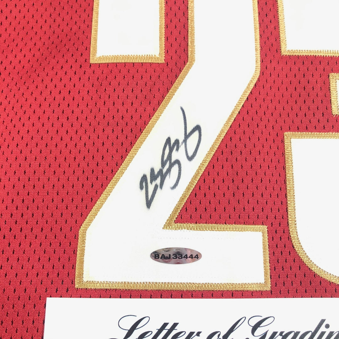LeBron James Signed Jersey Upper Deck PSA/DNA Auto Grade 9 Cavaliers Autographed