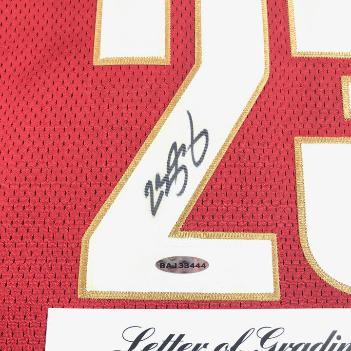 LeBron James Signed Jersey Upper Deck PSA/DNA Auto Grade 9 Cavaliers Autographed