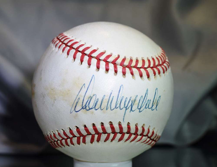 Don Drysdale Psa/dna Signed National League Baseball  Authenticated Autograph