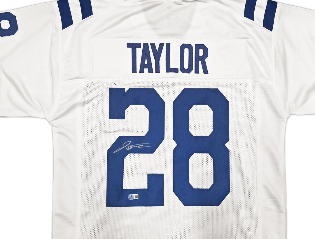 Indianapolis Colts Jonathan Taylor Signed White Jersey Beckett Witness