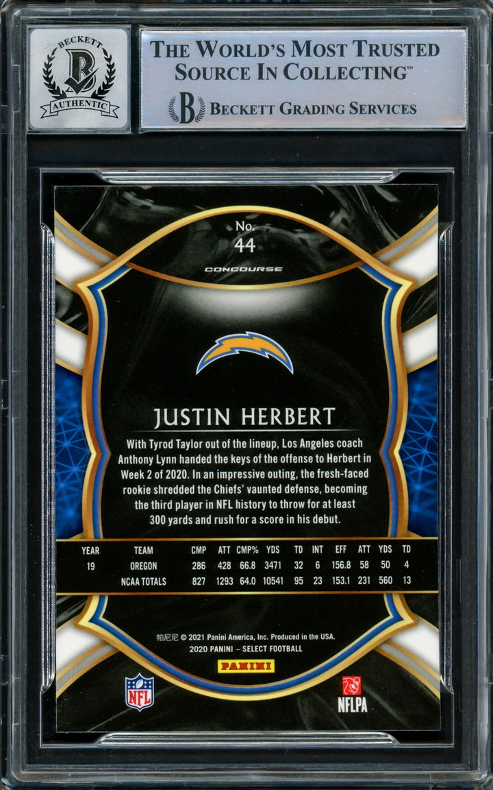 Justin Herbert Auto 2020 Panini Select RC 44 Chargers Sig 10 20 NFL OROY Beckett