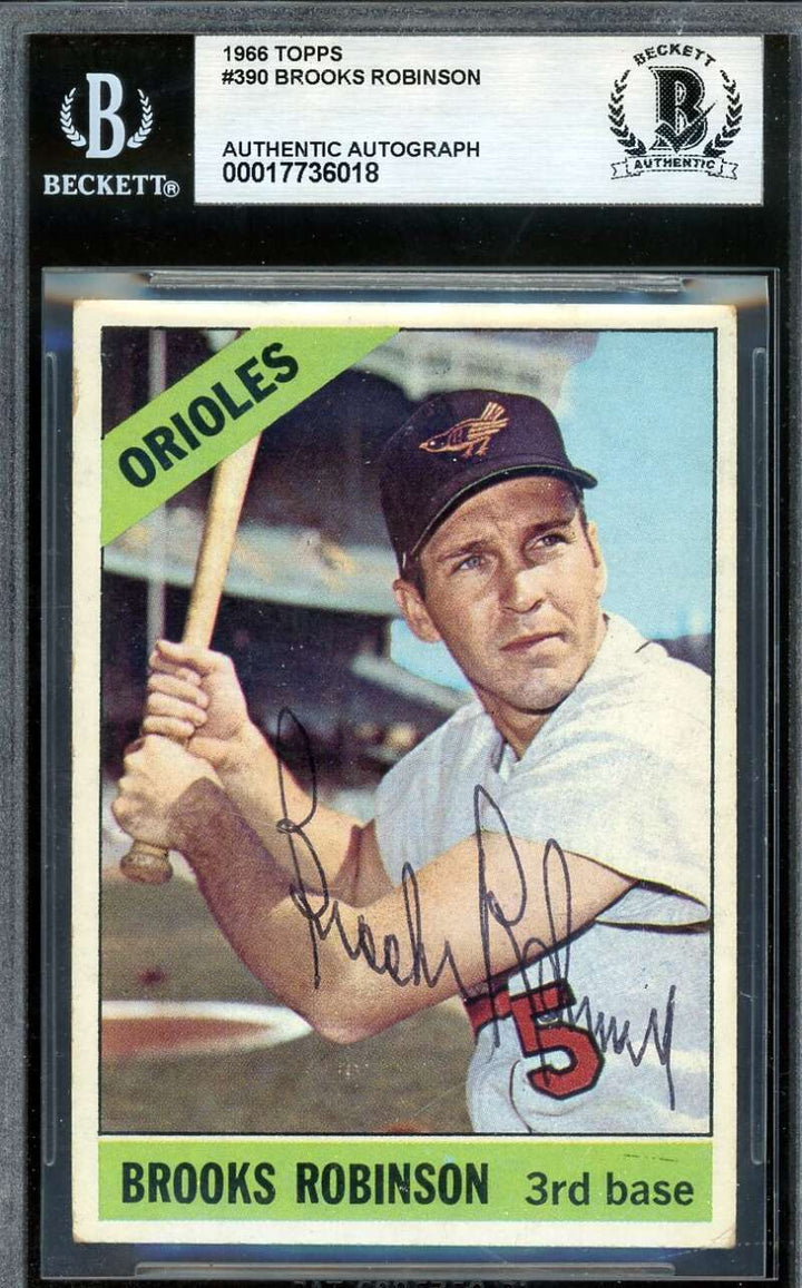 Brooks Robinson Beckett BAS Vintage Signed 1966 Topps Autographed