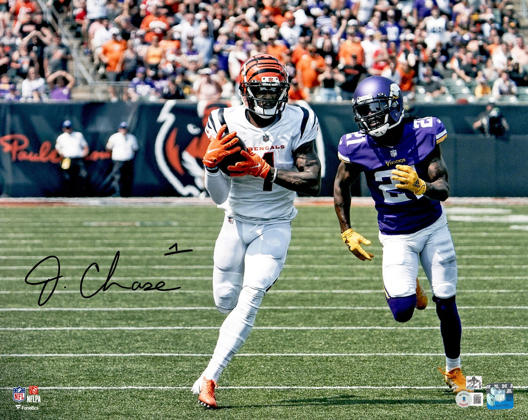 Ja'Marr Chase Signed 16x20 Photo Cincinnati Bengals Beckett BAS Witness