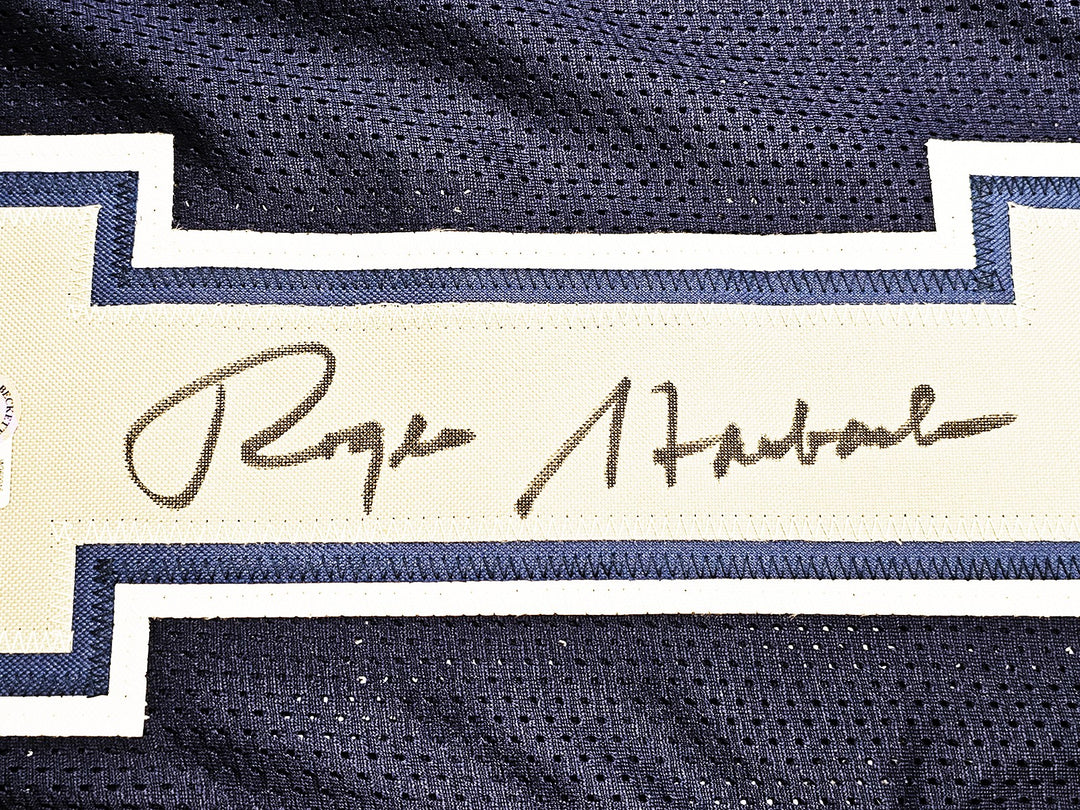 Dallas Cowboys Roger Staubach Signed Navy Blue Jersey Beckett Wit