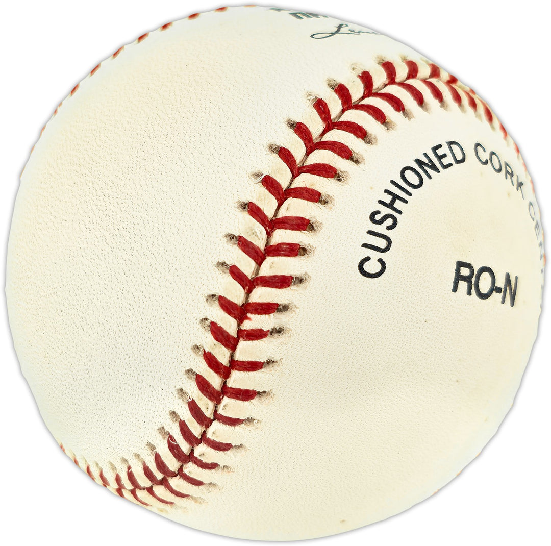 Willie Mays Signed NL Baseball San Francisco Giants Beckett