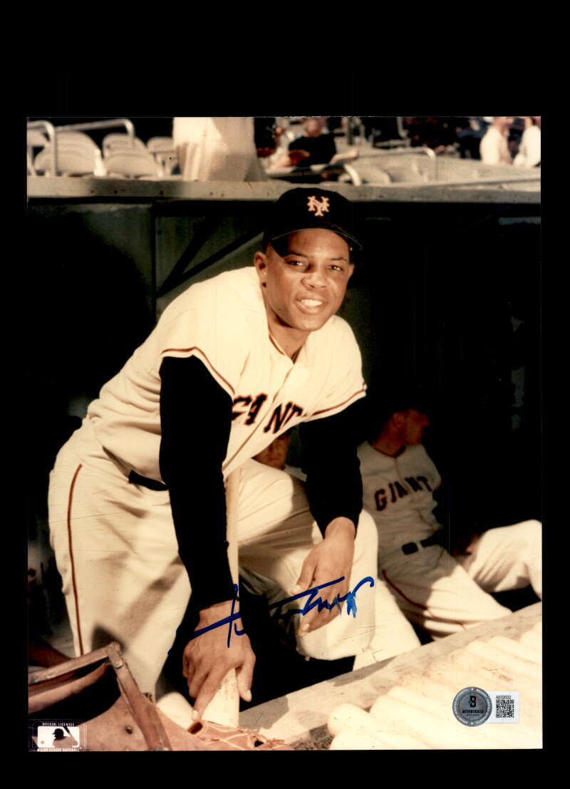 Willie Mays Beckett BAS Signed  8x10 Photo Autographed Giants