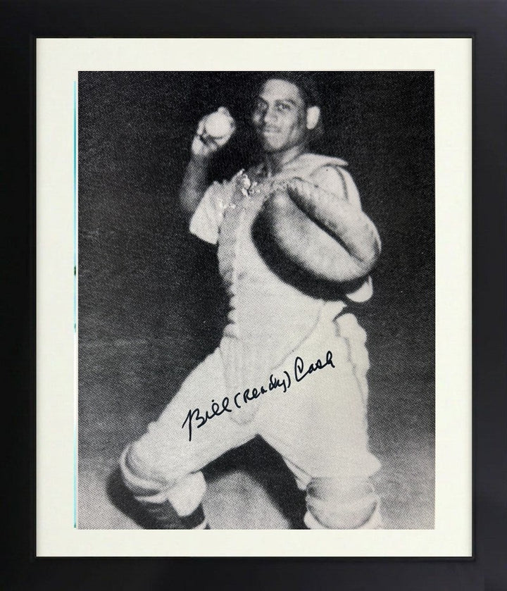 Bill (Ready) Cash signed Philadelphia Stars B&W 8x10 Photo imperfect Framed -COA