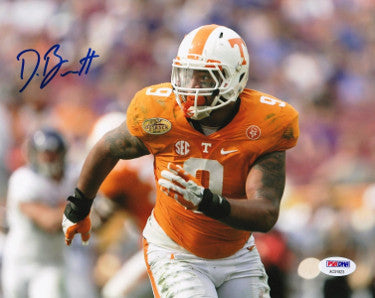 Derek Barnett signed Tennessee Volunteers 8x10 Photo #9 - PSA COA/Sticker