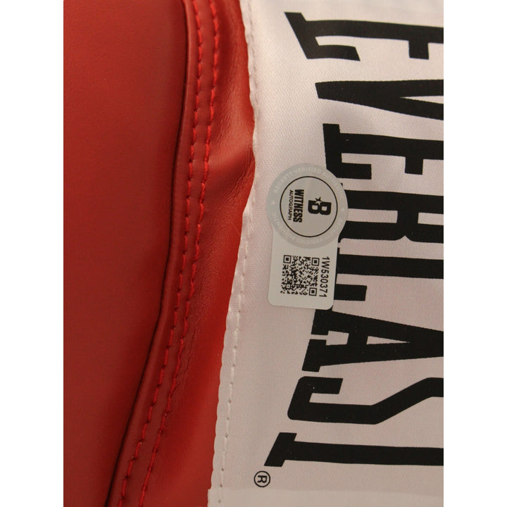 Tommy Hearns Autographed/Signed Red Left Boxing Glove Beckett 44772