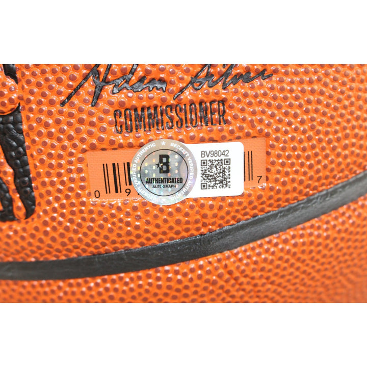 Julius Erving Autographed Philadelphia 76ers Wilson Basketball Beckett 54674