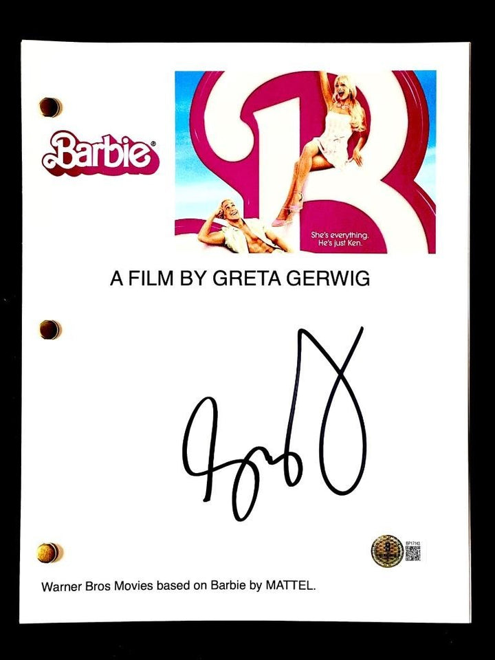 Director Greta Gerwig signed Barbie full movie script autograph (A)~ Beckett BAS