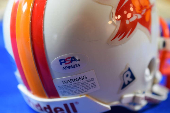 Lee Roy Selmon PSA DNA Autograph Buccaneers Mini Helmet Signed