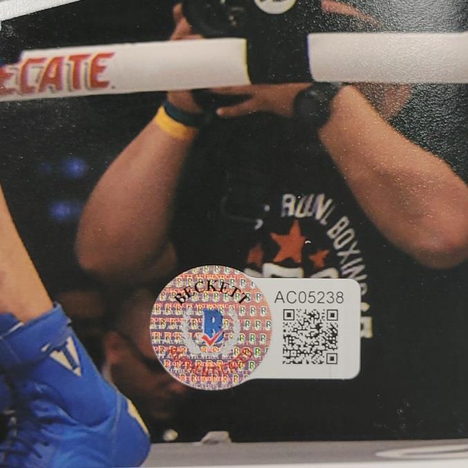 Diego Pacheco signed 8x10 photo boxing autograph ~ Beckett BAS