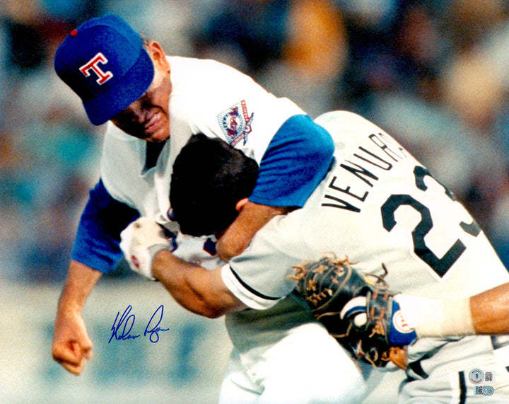Nolan Ryan Signed Framed 16x20 Photo Rangers Fight vs. Robin Ventura BAS QR