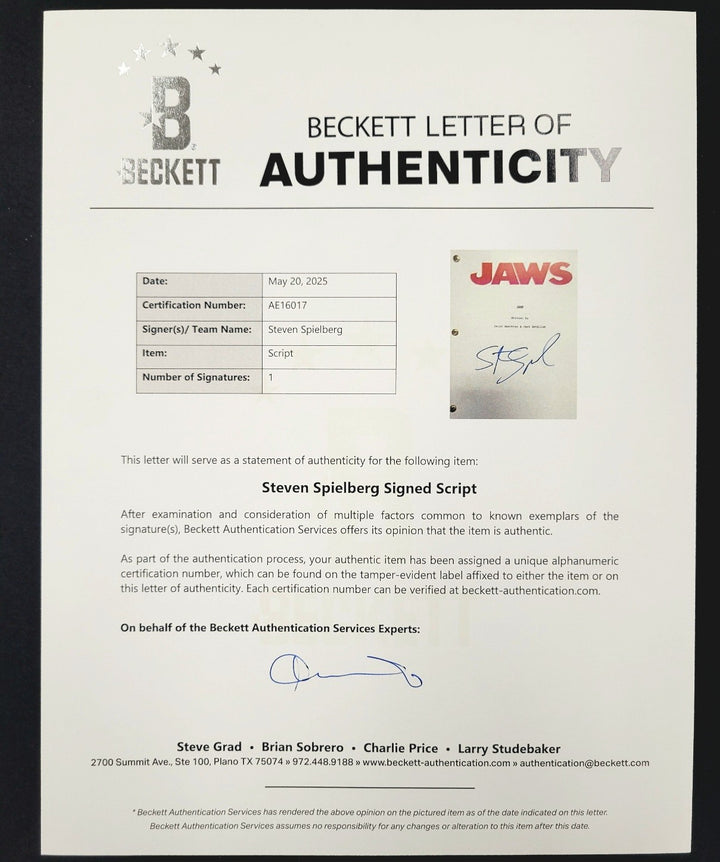 Steven Spielberg signed Jaws Full Movie Script autograph ~ Beckett BAS