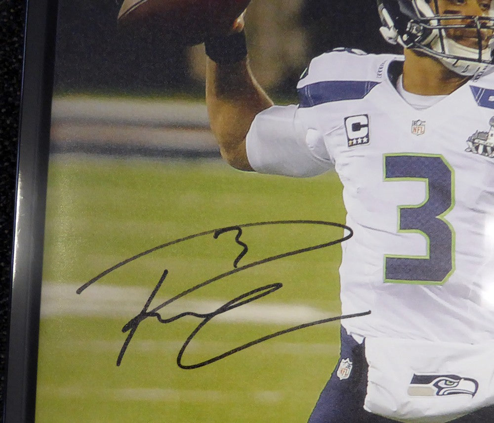 Russell Wilson Signed 24x30 Canvas Photo Seahawks "SB XLVIII Champs" SB RW Holo