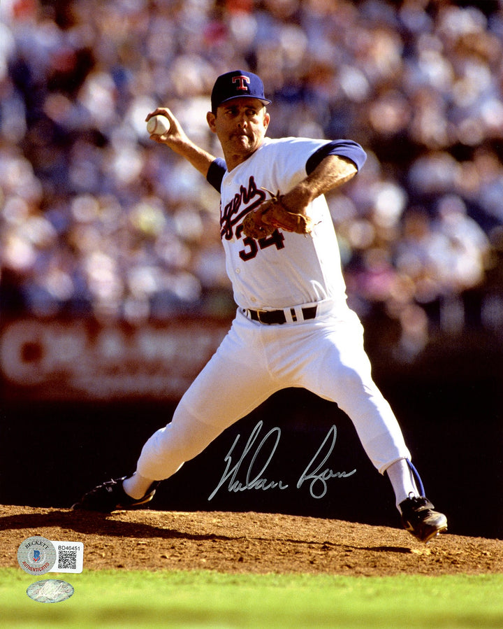 Nolan Ryan Signed Framed 8x10 Photo Texas Rangers Beckett BAS QR