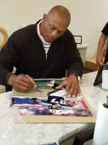 Eddie George signed Tennessee Titans NFL 16X20 Photo #27- Beckett Witnessed