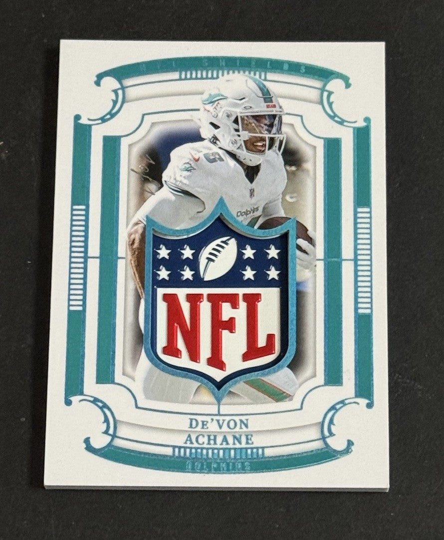 2025 National Treasures Platinum NFL SHIELD Patch 1/1 De’von Achane Dolphins MT