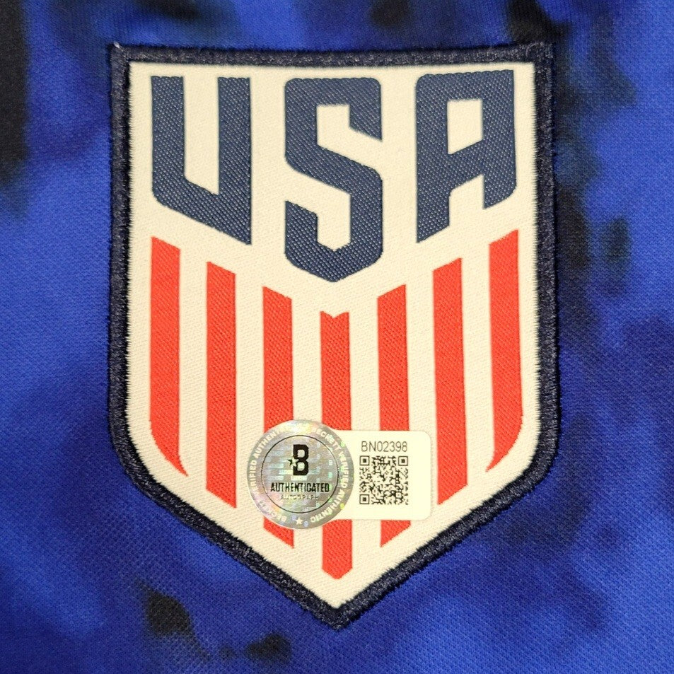 Christian Pulisic autograph signed Team USA Soccer USMNT Jersey ~ Beckett BAS