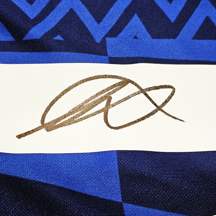 Chelsea F.C. Mason Mount Auto Signed Blue Nike Jersey Size XL in Black Beckett