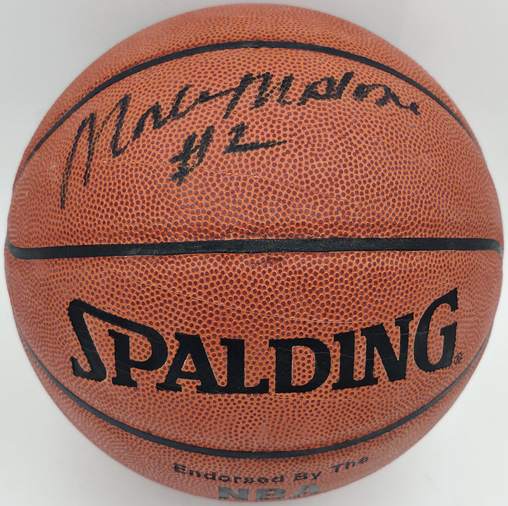Moses Malone Signed Official NBA Leather Basketball 76ers, Rockets JSA #AV29209