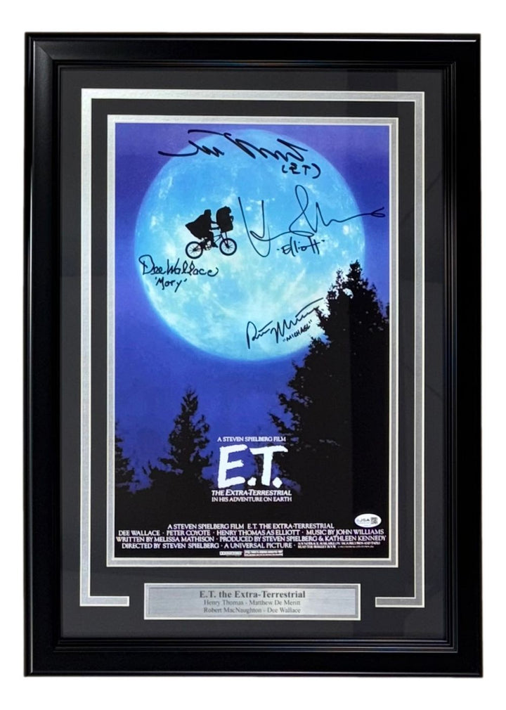 ET Cast (4) Signed Framed 11x17 ET Photo Henry Thomas De Merritt & More JSA