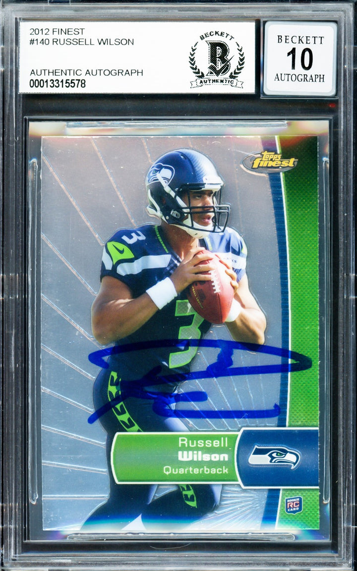 Russell Wilson Signed 2012 Topps Finest RC 140 Seahawks Auto GM 10 Beckett