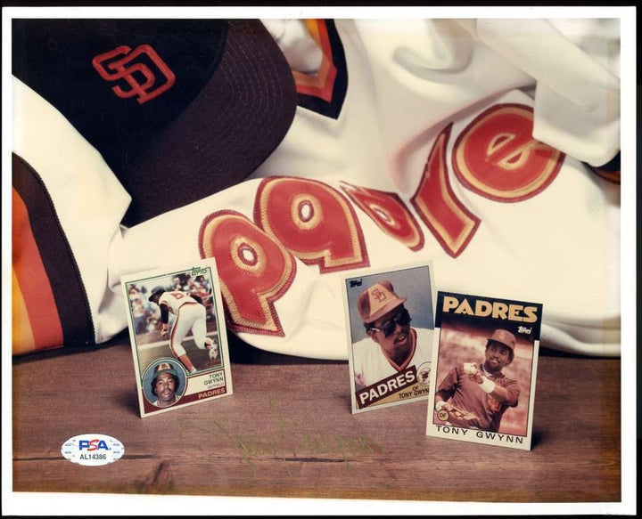 Tony Gwynn PSA DNA Signed  8x10 Photo Autograph Padres