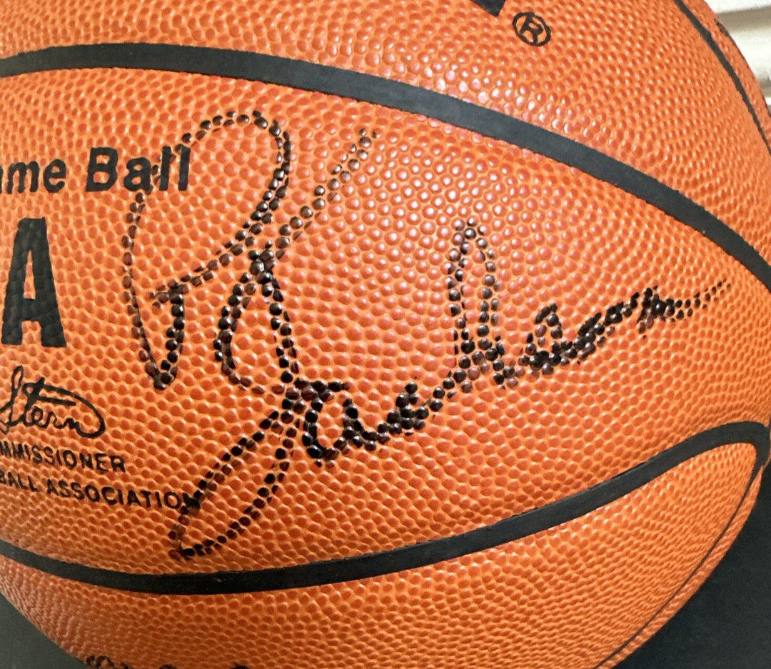 1969 70 NY Knicks Team Signed Nba Championship Basketball 8 auto Frazier Steiner