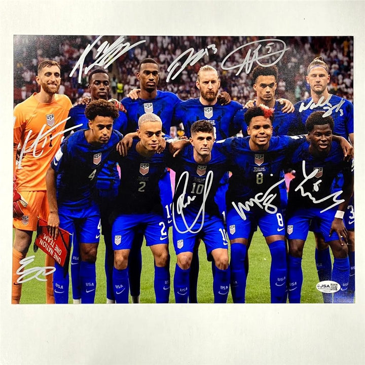 Team USA USMNT signed 11x14 photo auto Pulisic Weah Turner McKinnie Musah ~ JSA