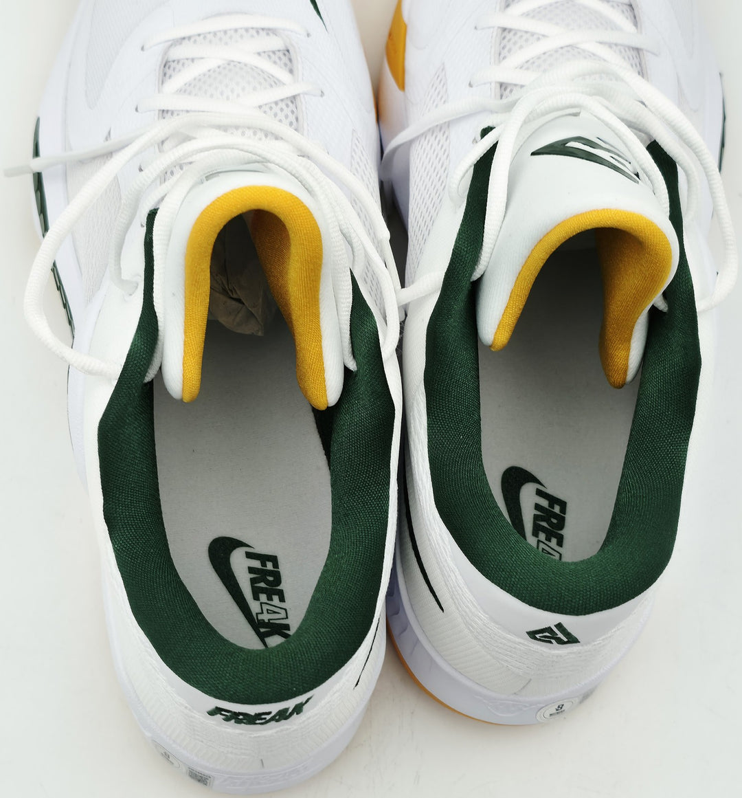 Giannis Auto 2022 (PE) Promo Baylor Nike Zoom Freak 4 Game Shoes Size 16 Beckett