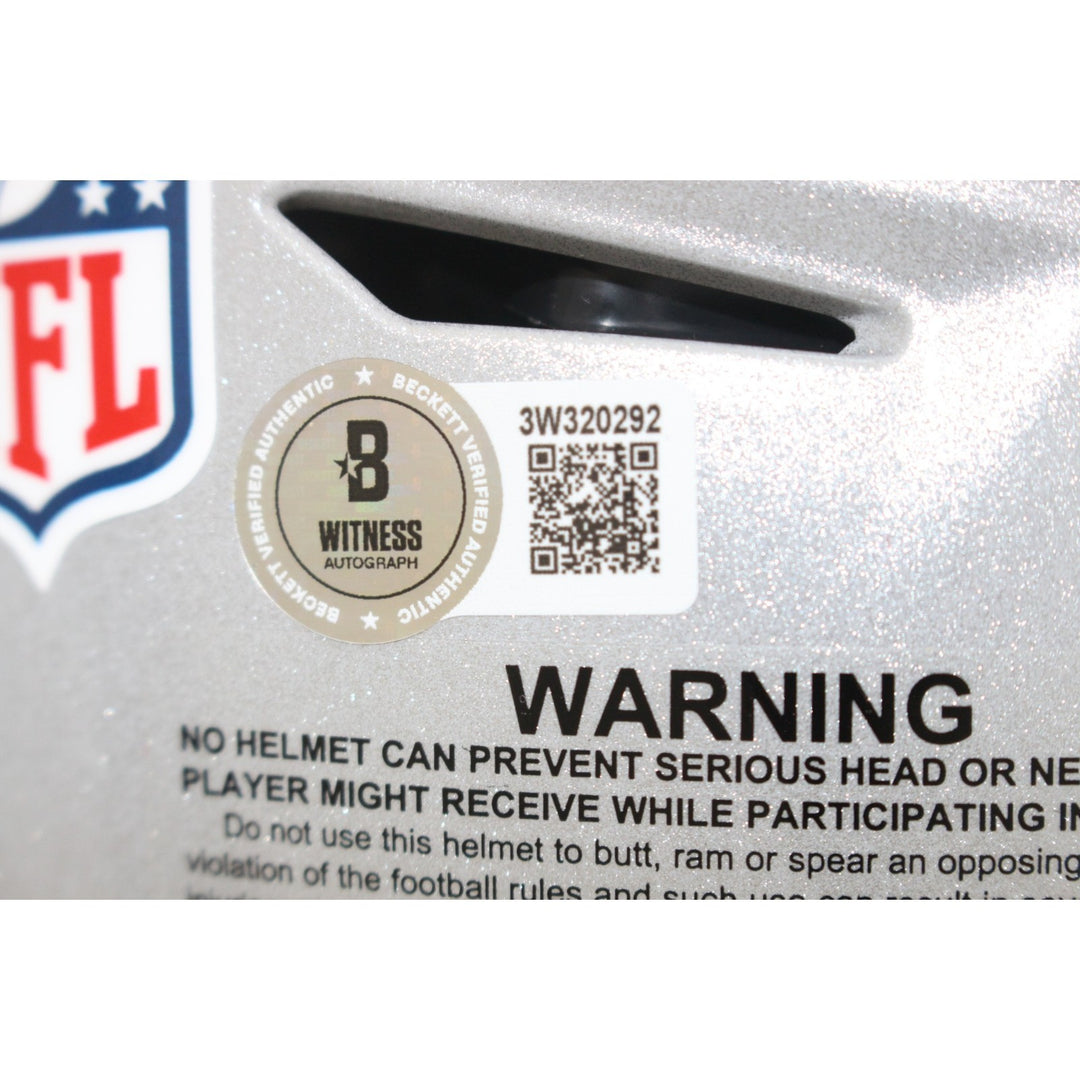 Howie Long Autographed Las Vegas Raiders SpeedFlex Helmet Beckett Witness 55211