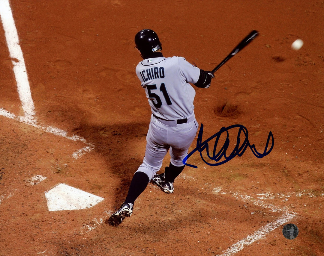 Ichiro Suzuki Autographed Signed 8x10 Photo Seattle Mariners Hitting IS Holo
