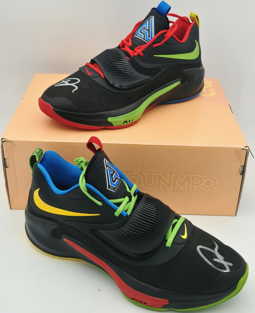 Giannis Signed PE Promo Nike Zoom Freak 4 Shoes Size 16 BAS Witness