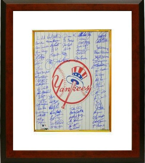 New York Yankees signed 16x20 Photo Top Hat Logo Framed w/ 70 sigs- Beckett LOA