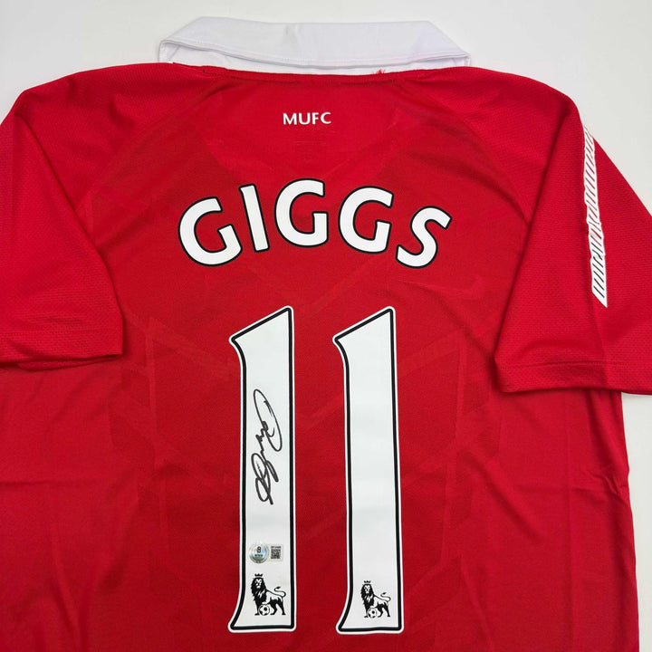 Autographed/Signed Ryan Giggs Manchester United Red Jersey Beckett BAS COA