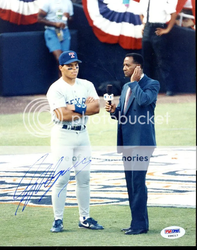 Ivan Rodriguez Psa/dna Signed 1/1 Original Image 8x10 Photo Autograph