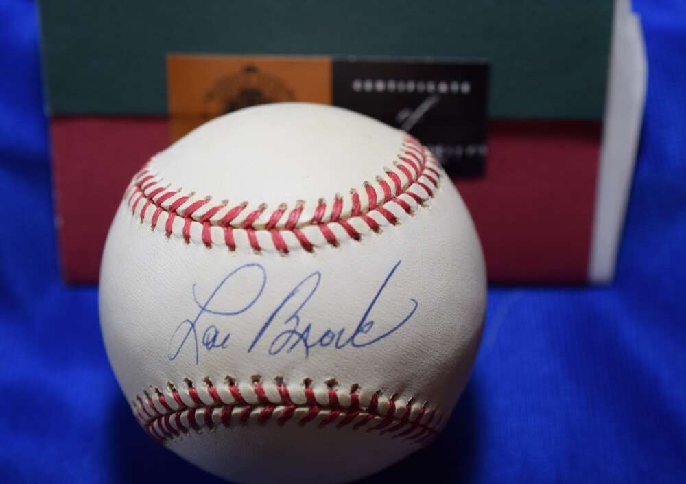 Lou Brock Upper Deck Coa Autograph National League ONL Signed Baseball