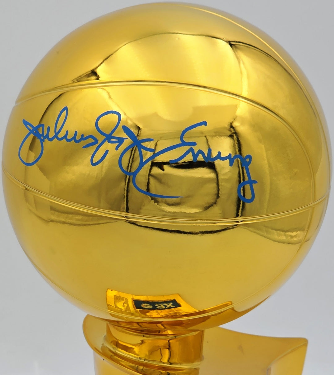 Julius "Dr. J" Erving Auto 76ers NBA Champions Mini Trophy Fanatics Beckett Wit