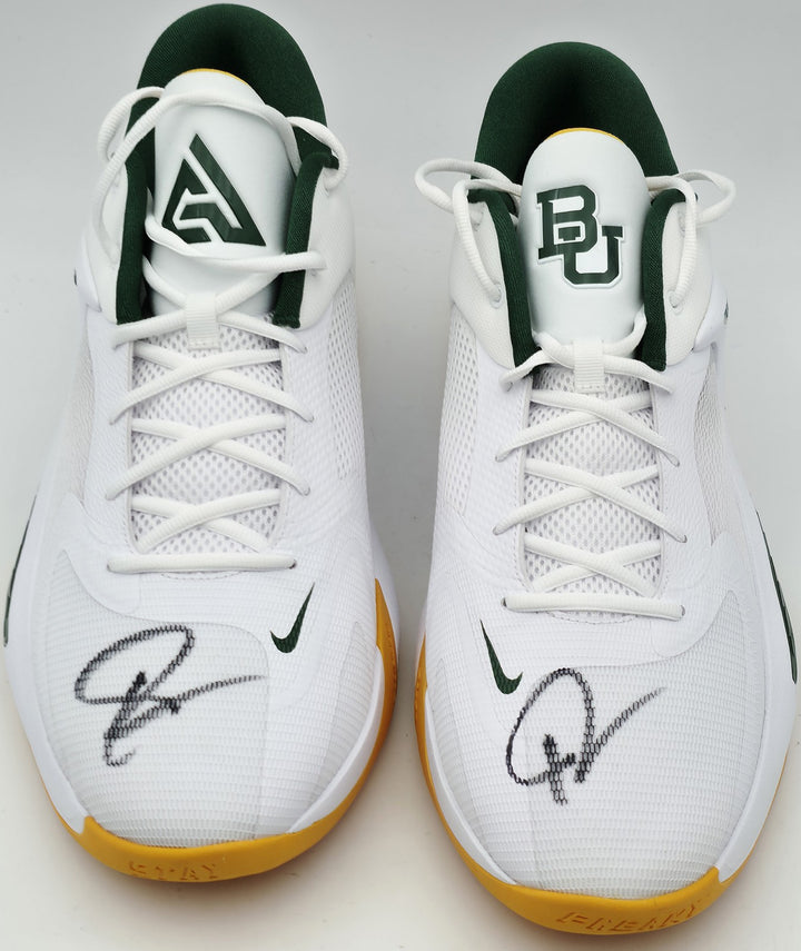 Giannis Auto 2022 (PE) Promo Baylor Nike Zoom Freak 4 Game Shoes Size 16 Beckett