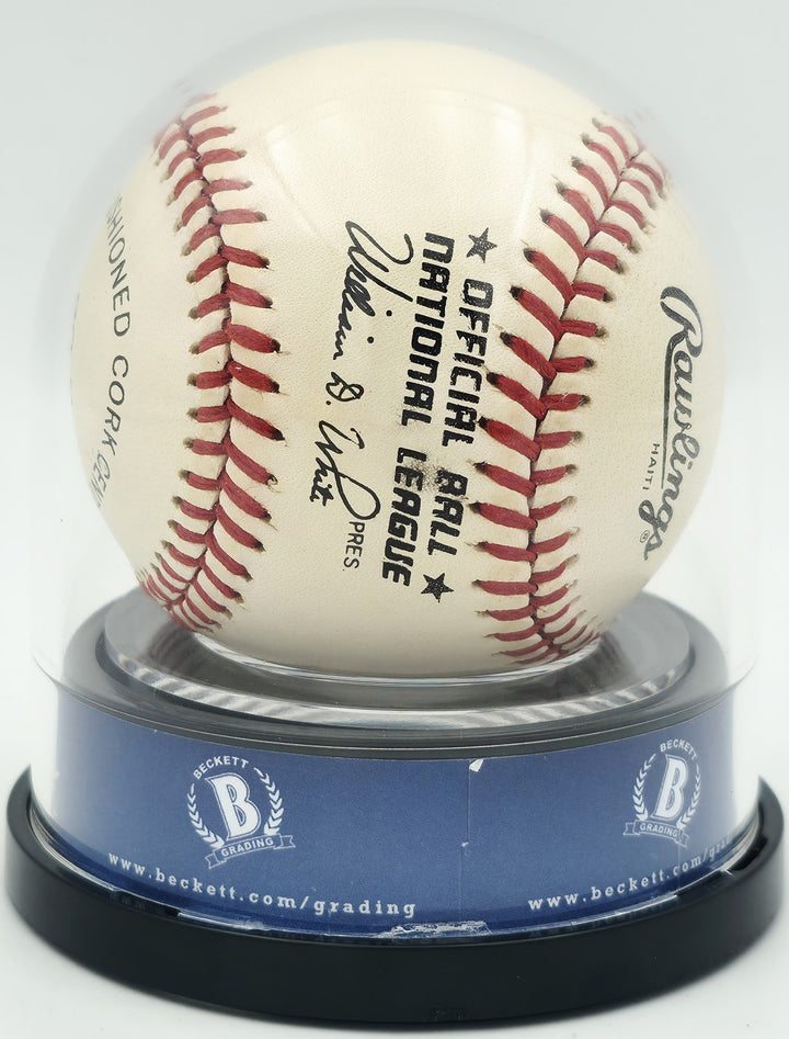 Hank Aaron Signed Official NL Baseball Braves Sig 9 Beckett #18630570